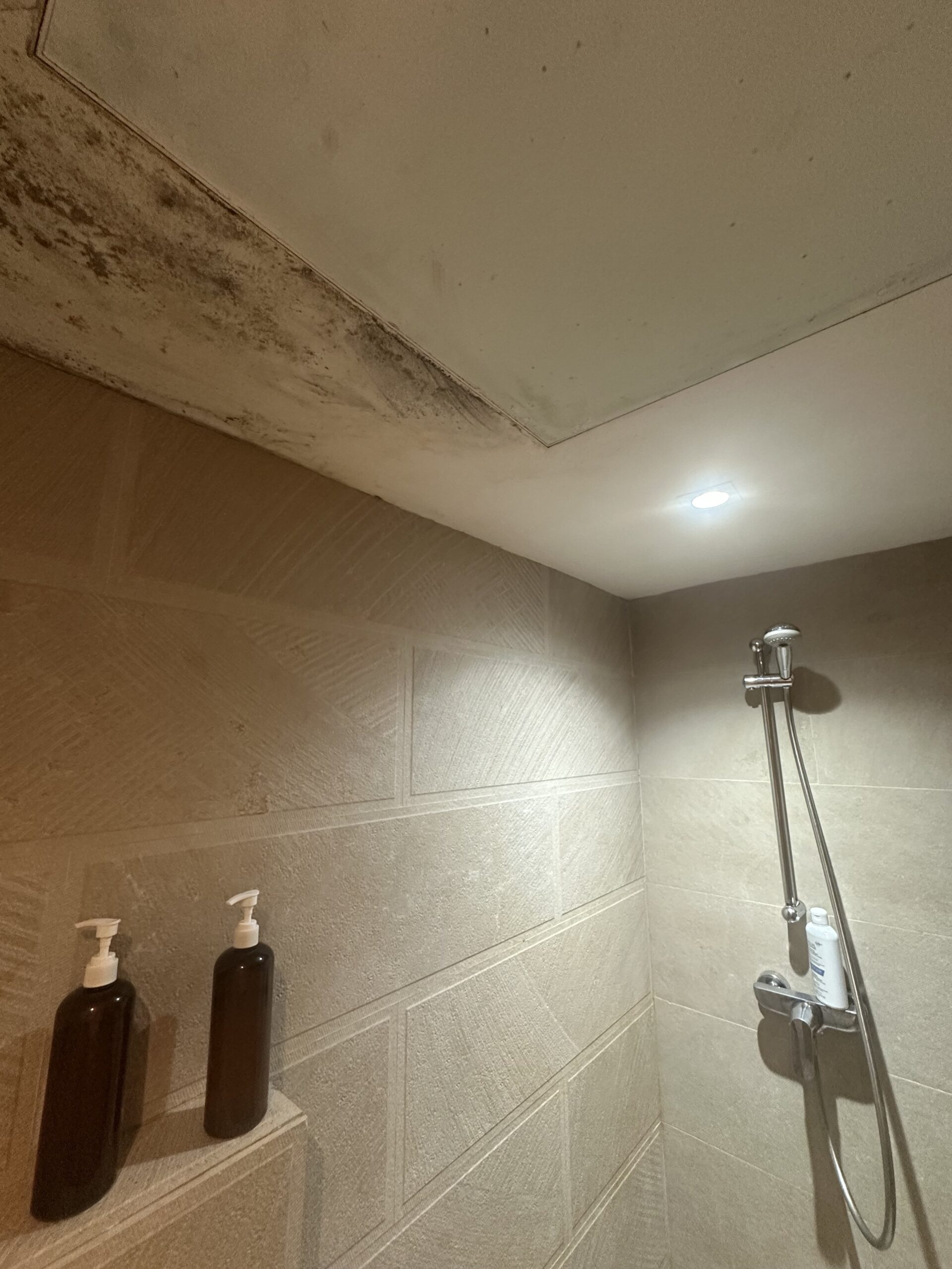 Condensation et moisissure sur les murs VMC, VMI, extracteur... — free download